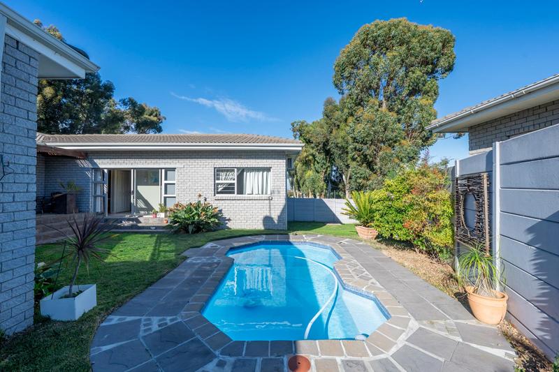4 Bedroom Property for Sale in De Tijger Western Cape